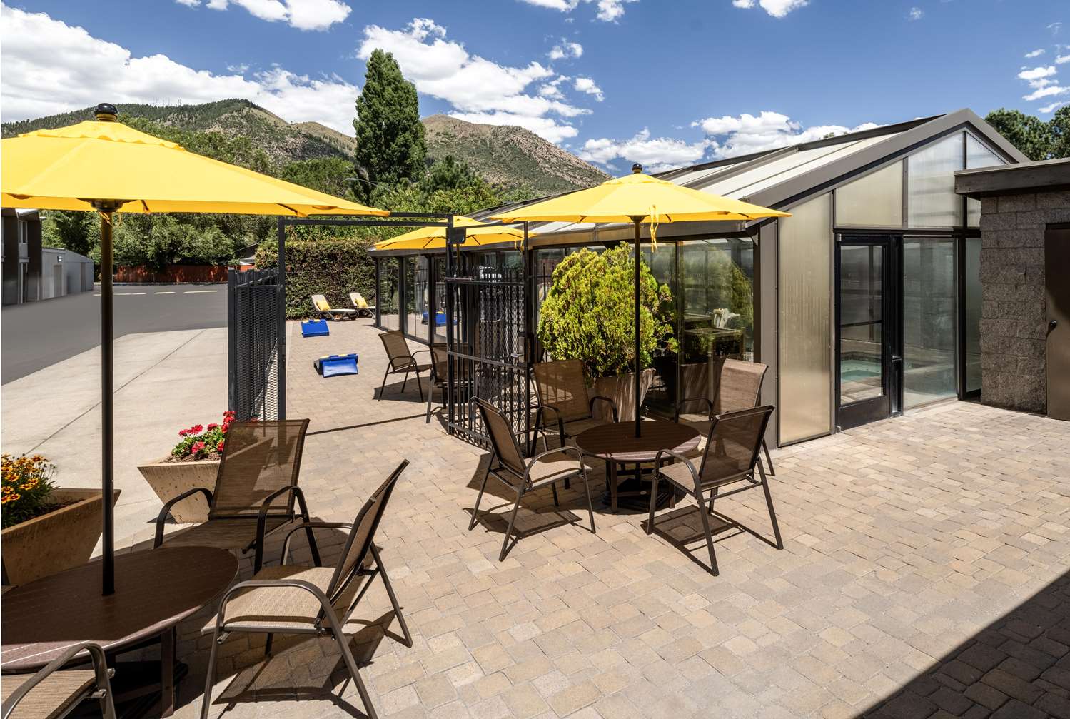 Best Western Pony Soldier Inn & Suites 40/40