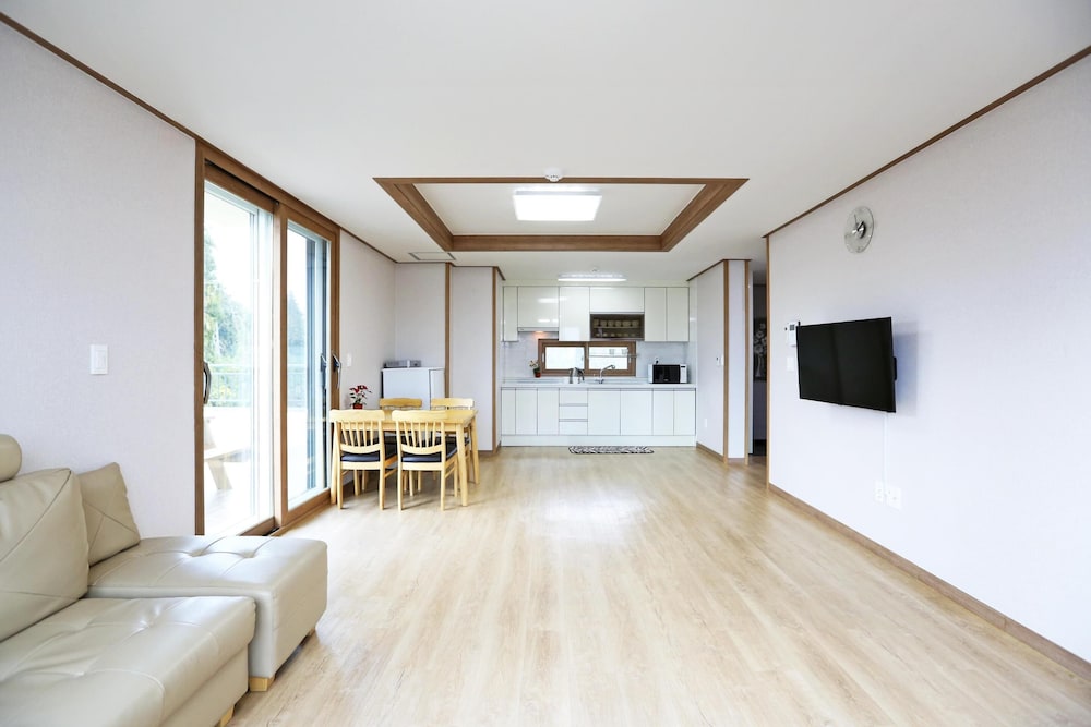 Dk House 25/38