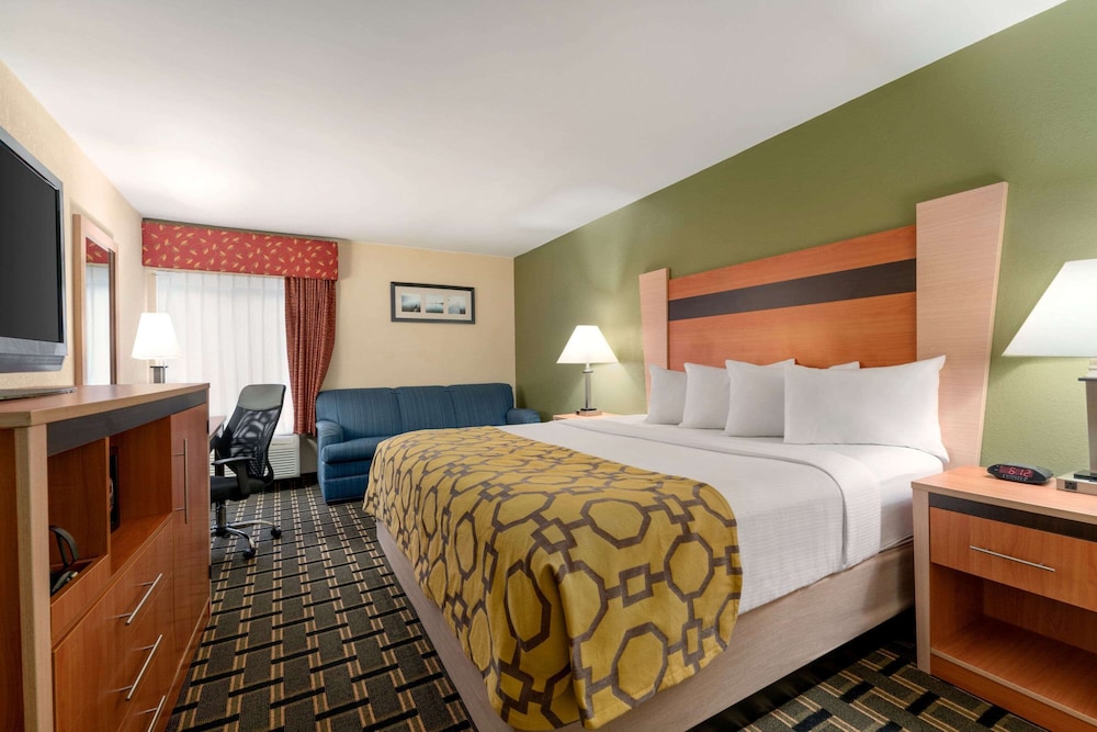 Baymont by Wyndham North Dartmouth / Fall River 16/46