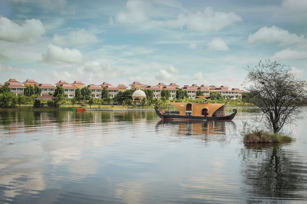 MAYFAIR Lake Resort, Atal Nagar, Raipur 46/50