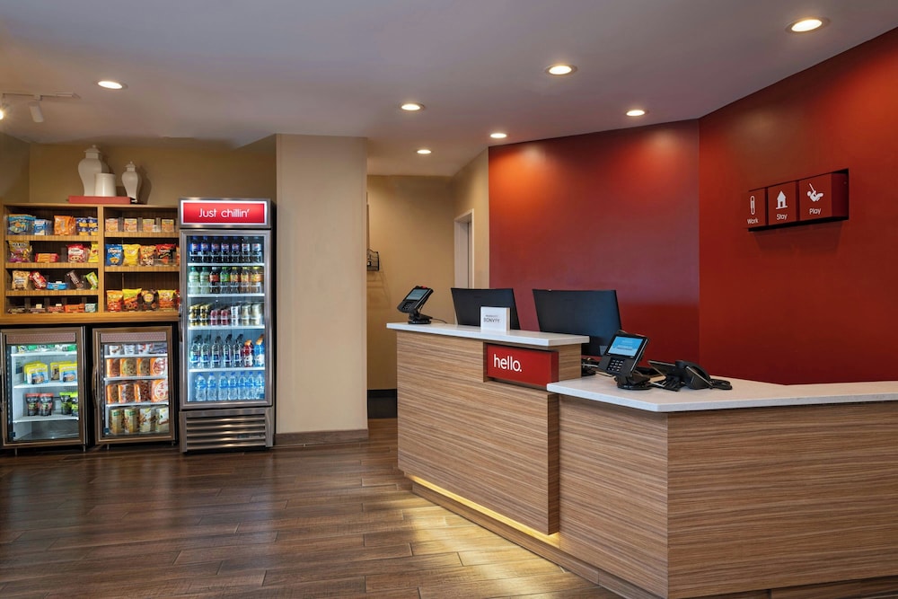 TownePlace Suites by Marriott El Paso North 3/32