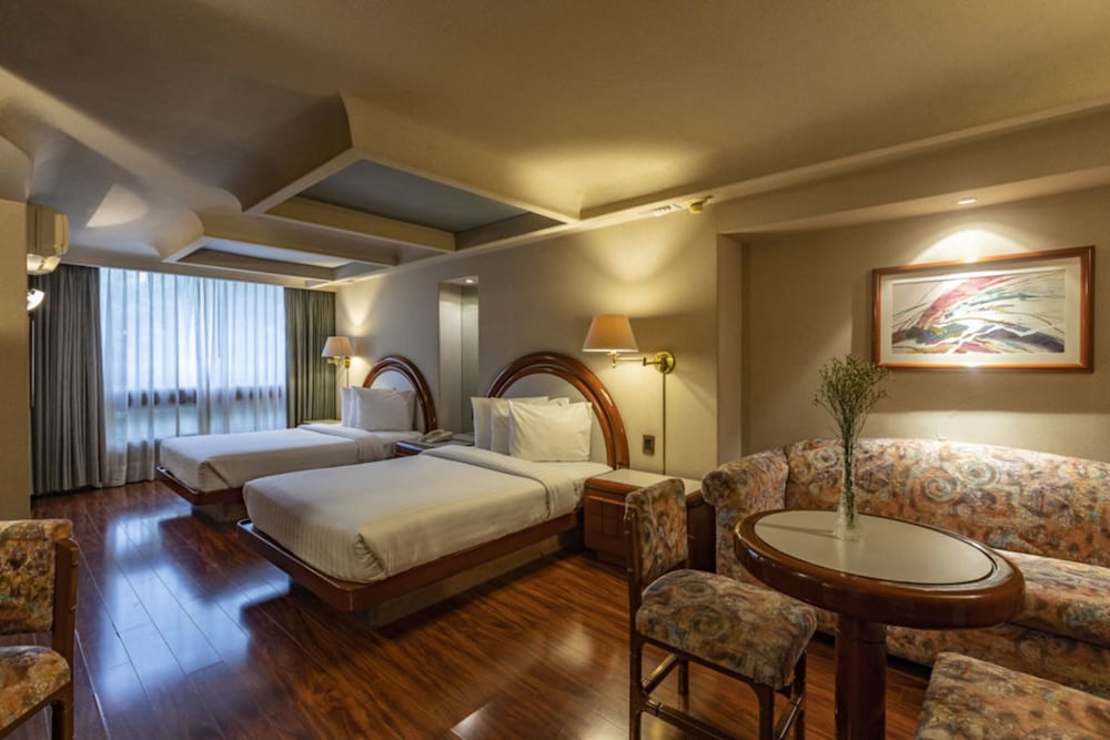 Hotel Beverly 14/40