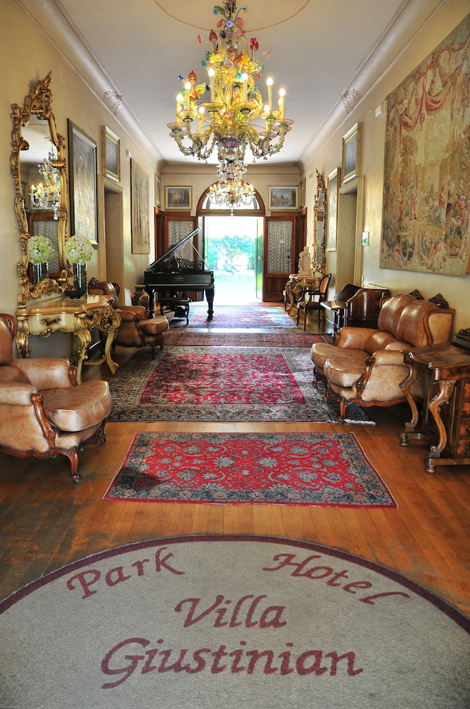 PARK HOTEL VILLA GIUSTINIAN 28/33