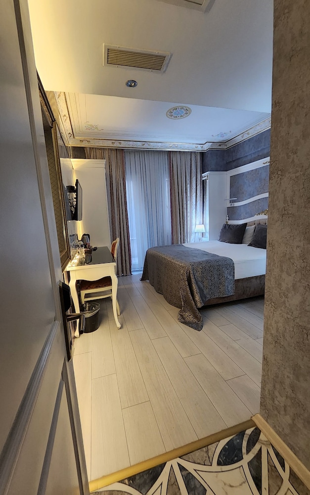 LEYENDA HOTEL 20/50