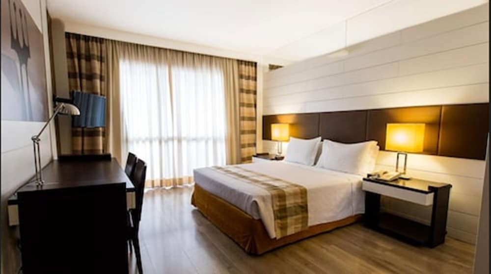 Kubitschek Plaza Hotel 22/50