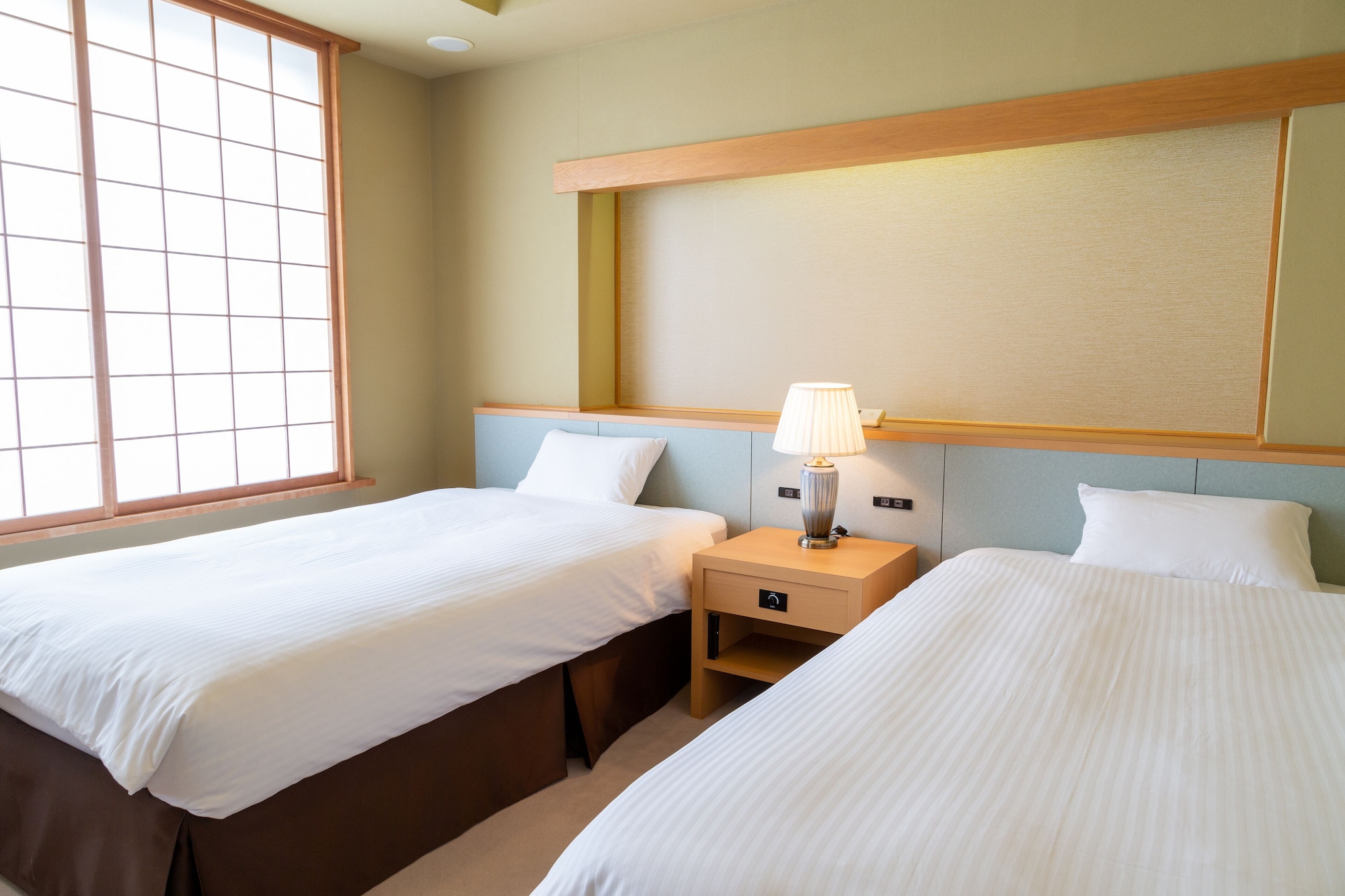 JAPANESE, MODERN
