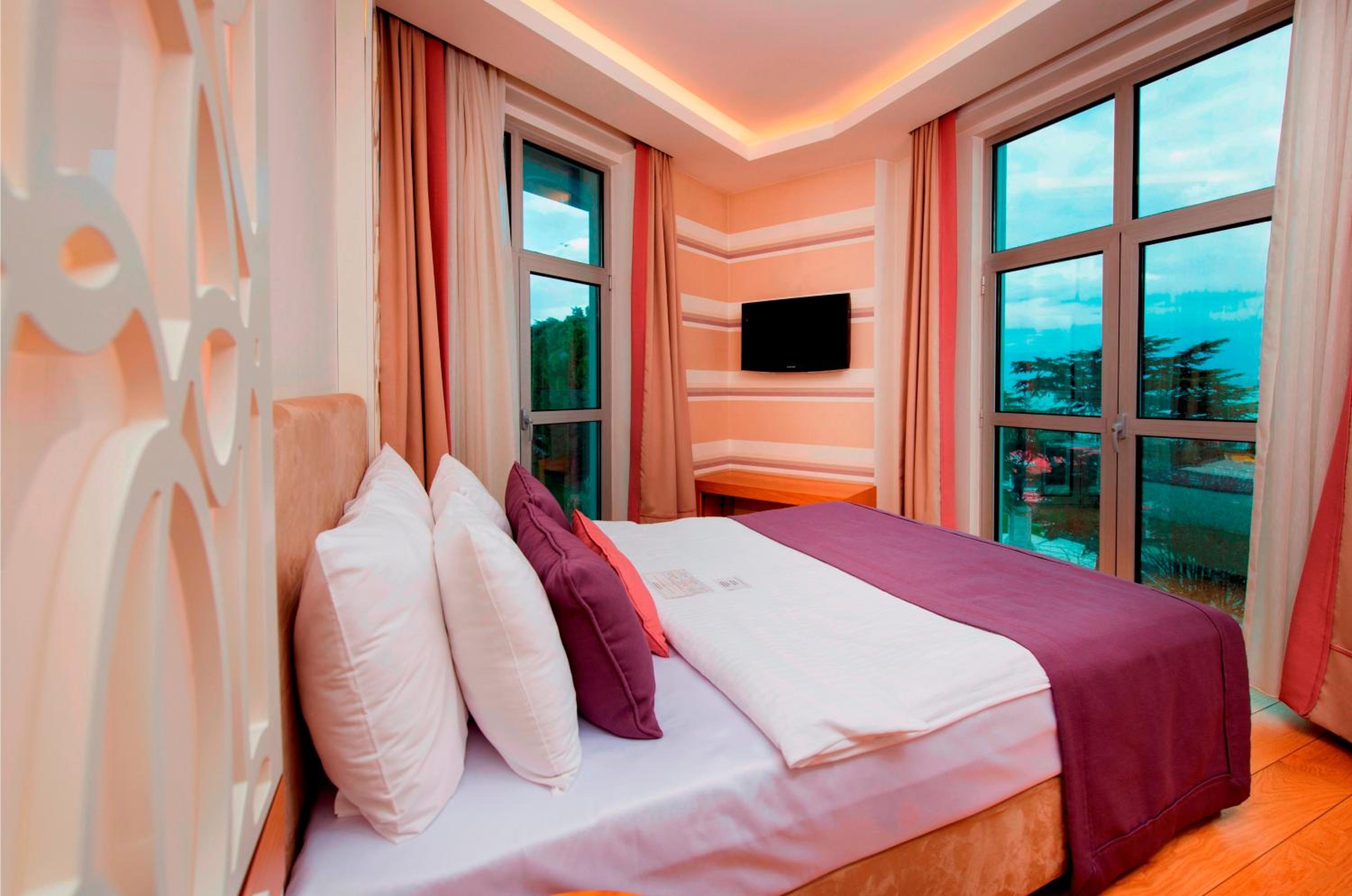 Wes Hotel 15/55