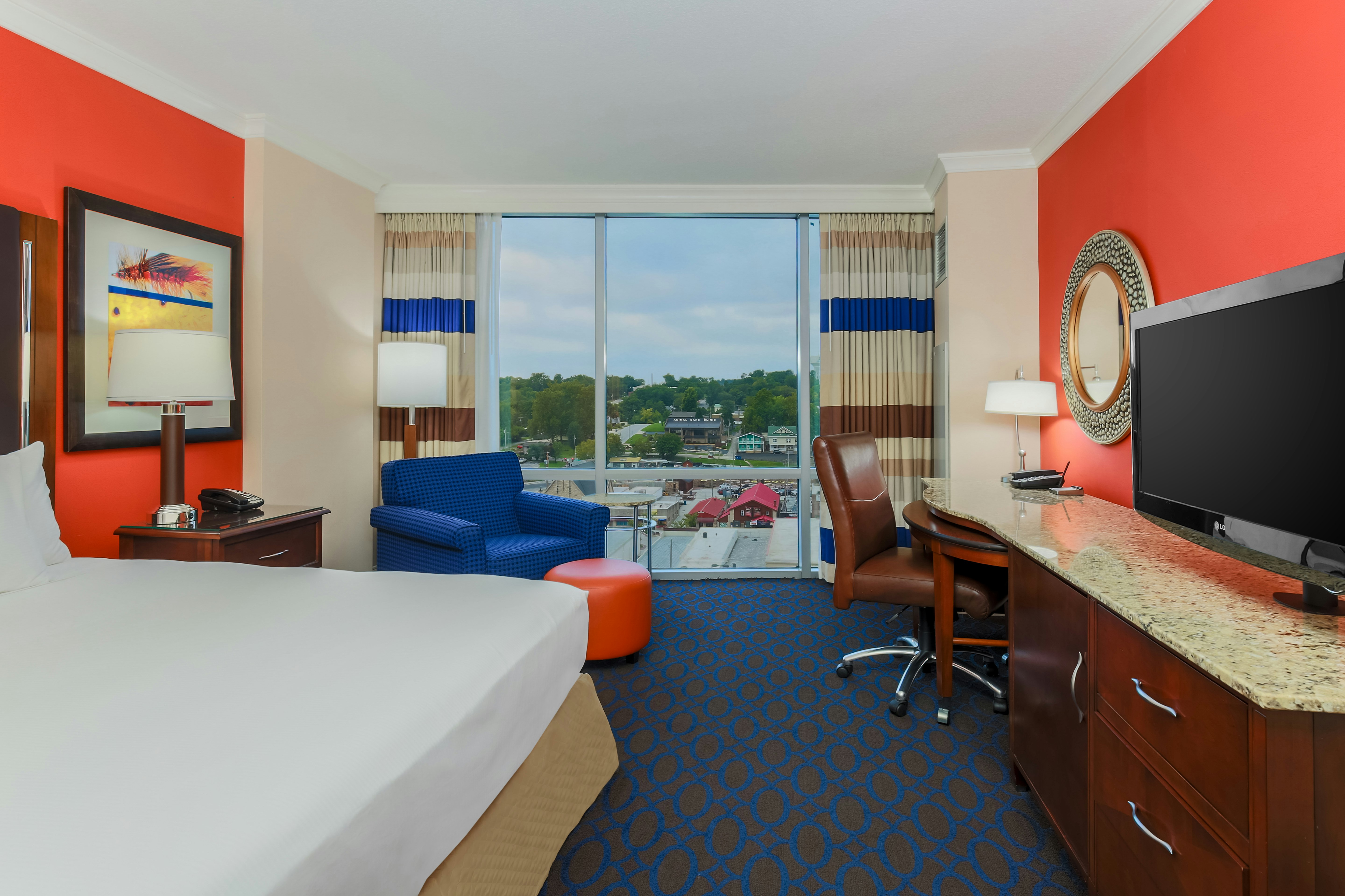 1 BEDROOM, CONDO, KING BED, BALCONY