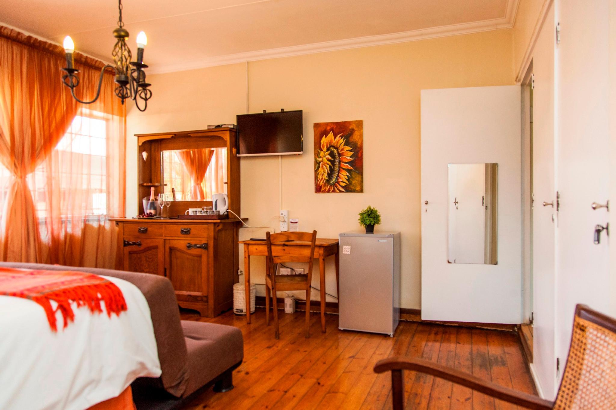 Room, King Bed