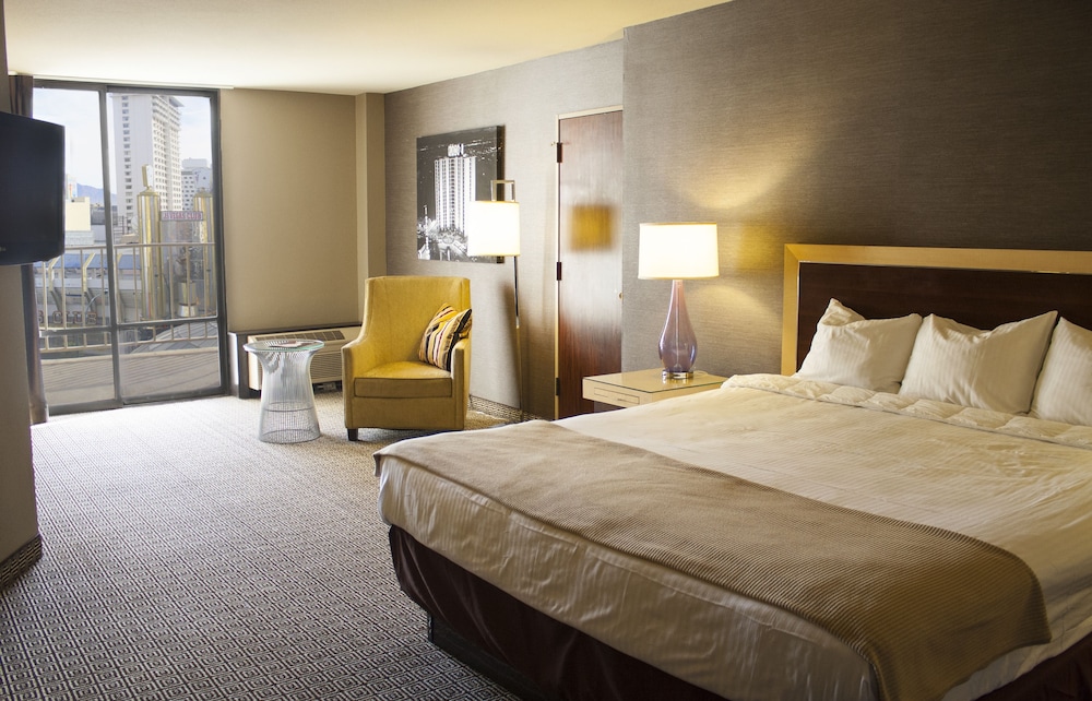 Plaza Hotel & Casino 25/76