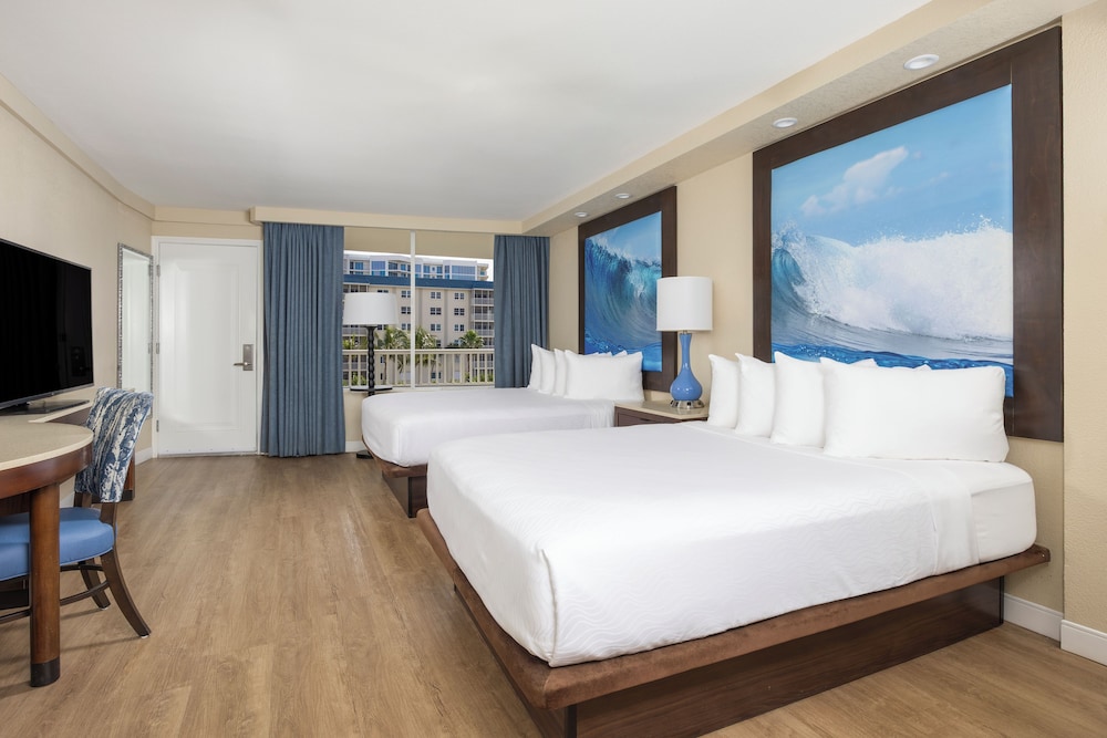 Lido Beach Resort 11/50