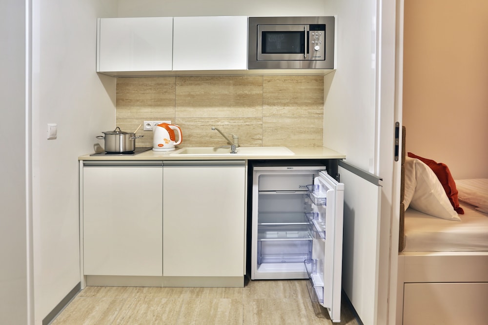 VIP Apartments 16/30