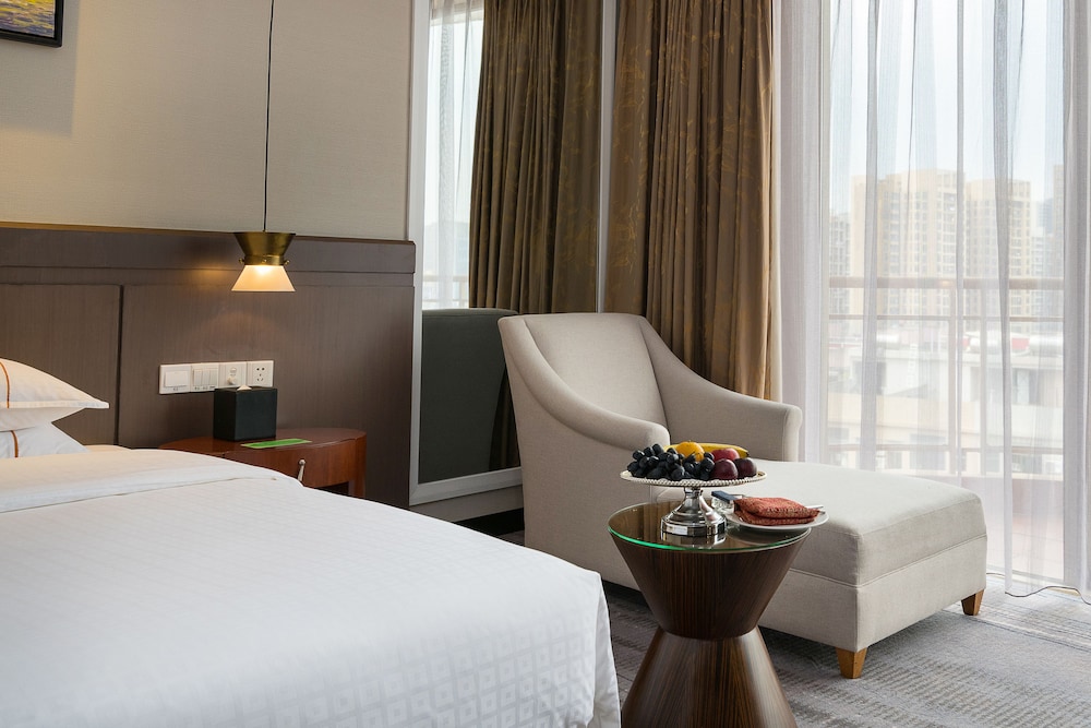 Royal Garden Hotel 19/69
