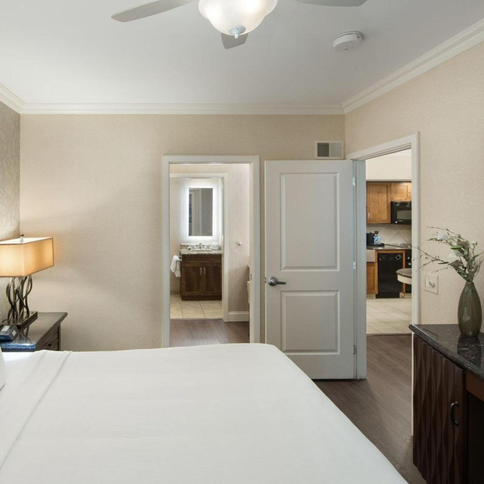 فيلا بسرير كينج بغرفة نوم واحدة، Eden Resort And Suites, BW Premier Collection 2/6