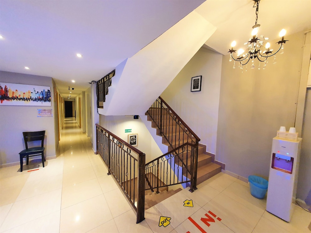 De Uptown Hotel Subang Jaya 41/45
