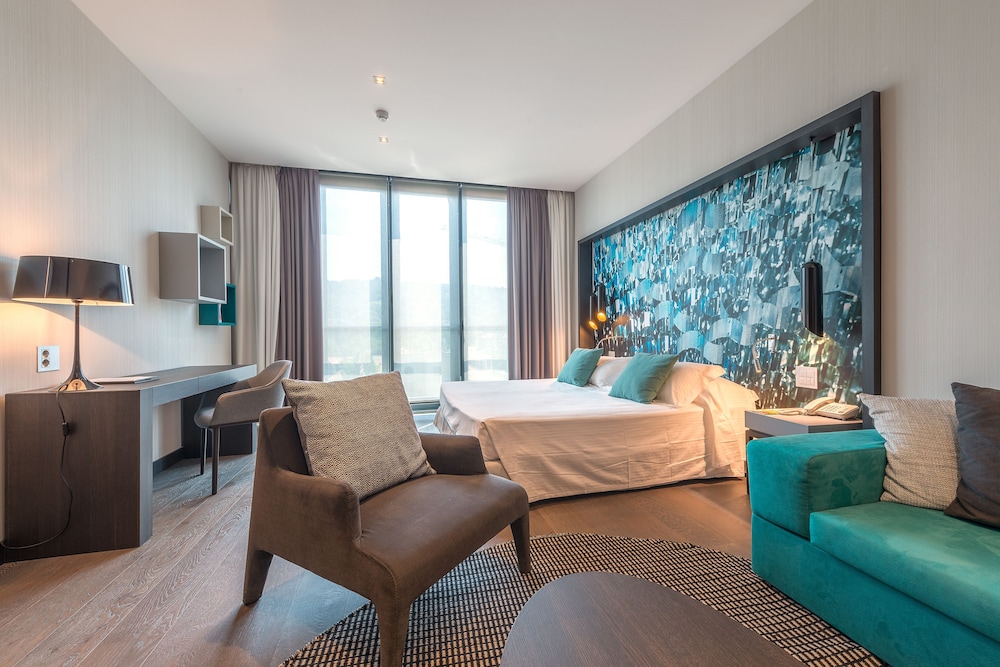 Duparc Contemporary Suites 44/73