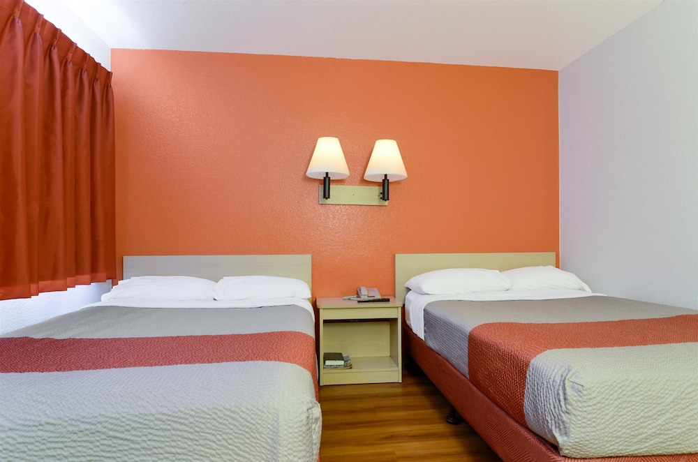 Motel6 Big Bear Lake, CA 12/50