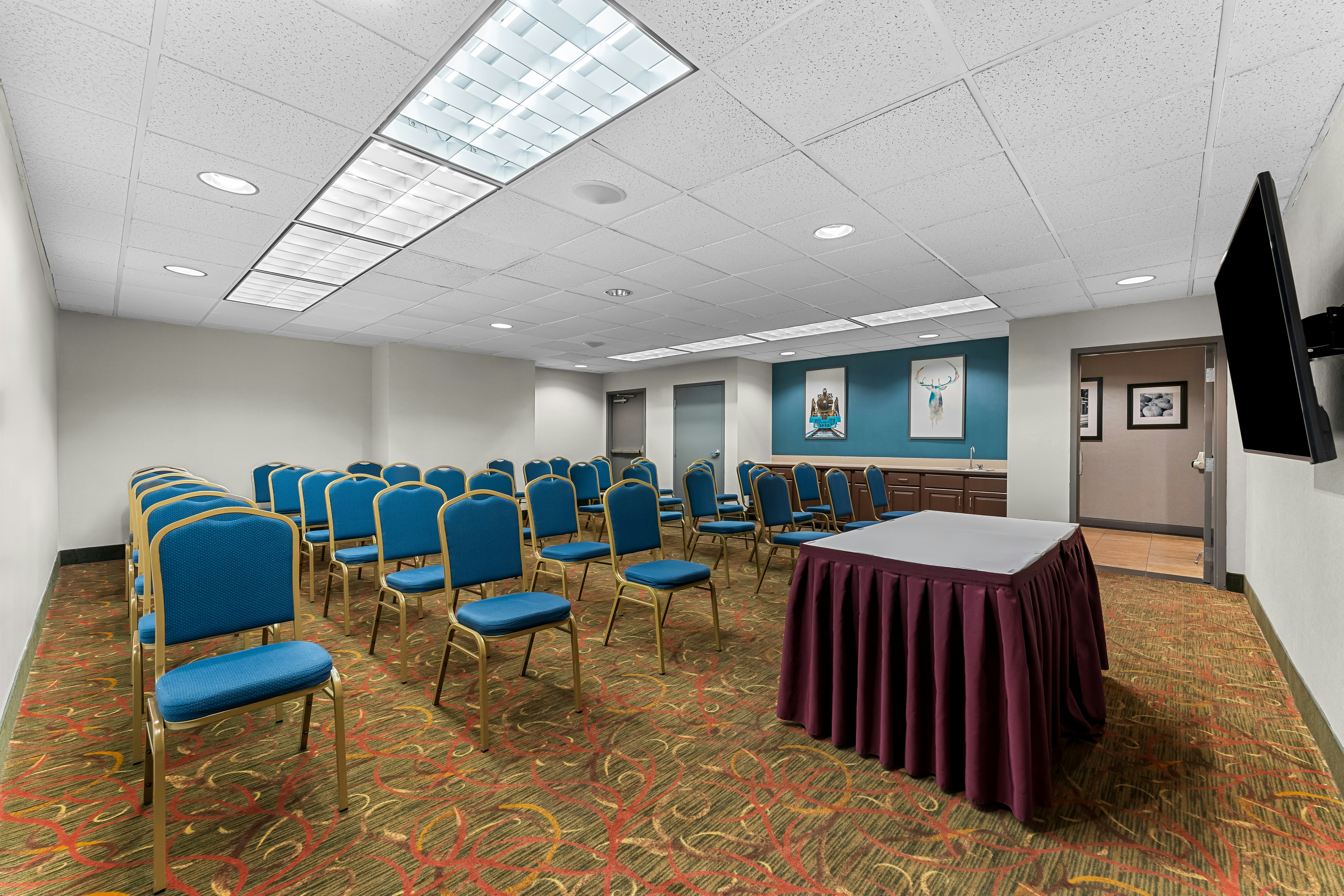 Hampton Inn Stroudsburg Poconos 39/45