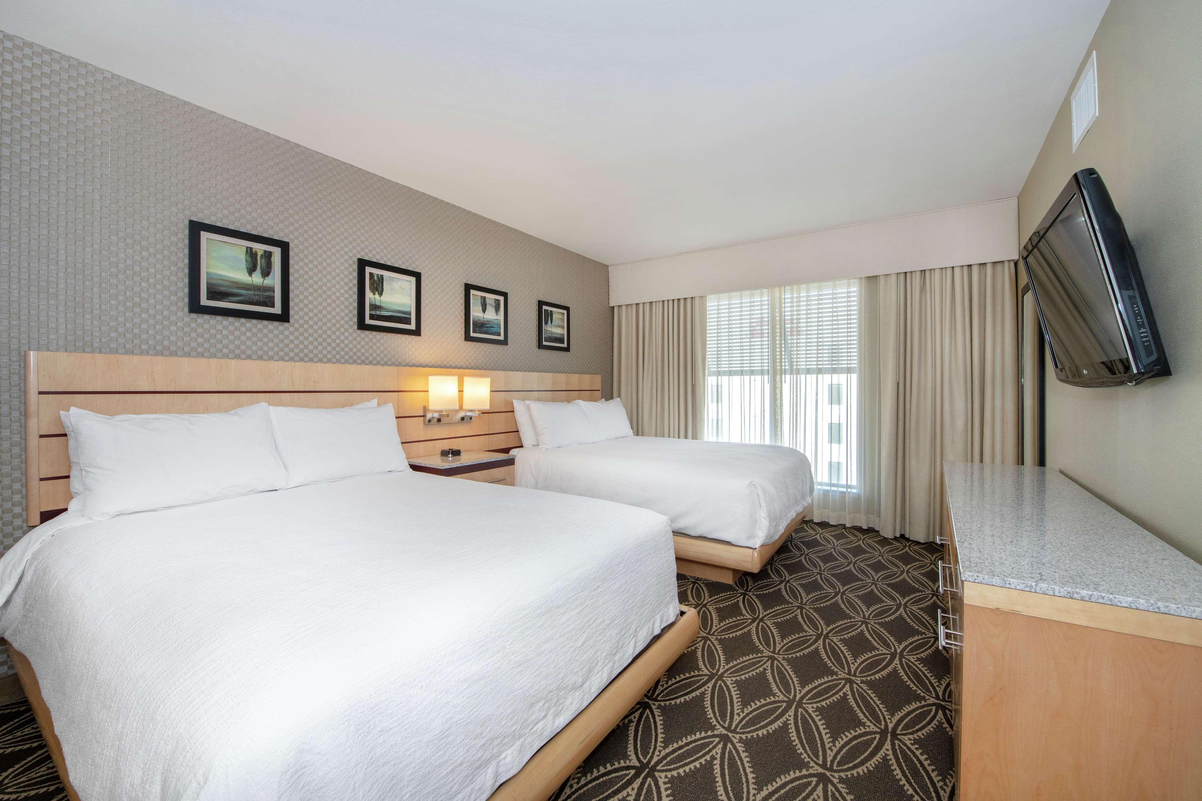 2 ROOMS, SUITE, 2 QUEEN BEDS