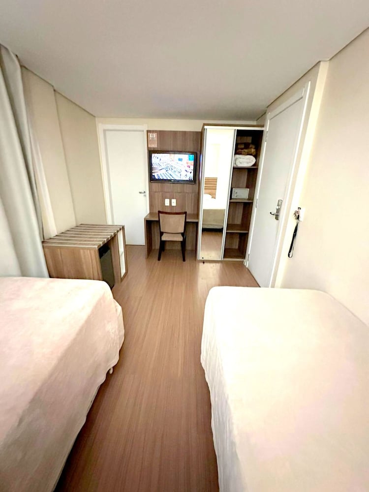 EXECUTIVE, DOUBLE BED