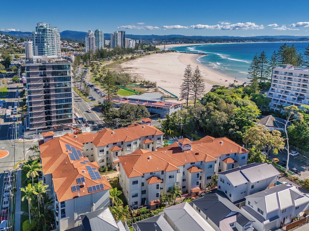Bella Mare Beachside Apartments 71/77