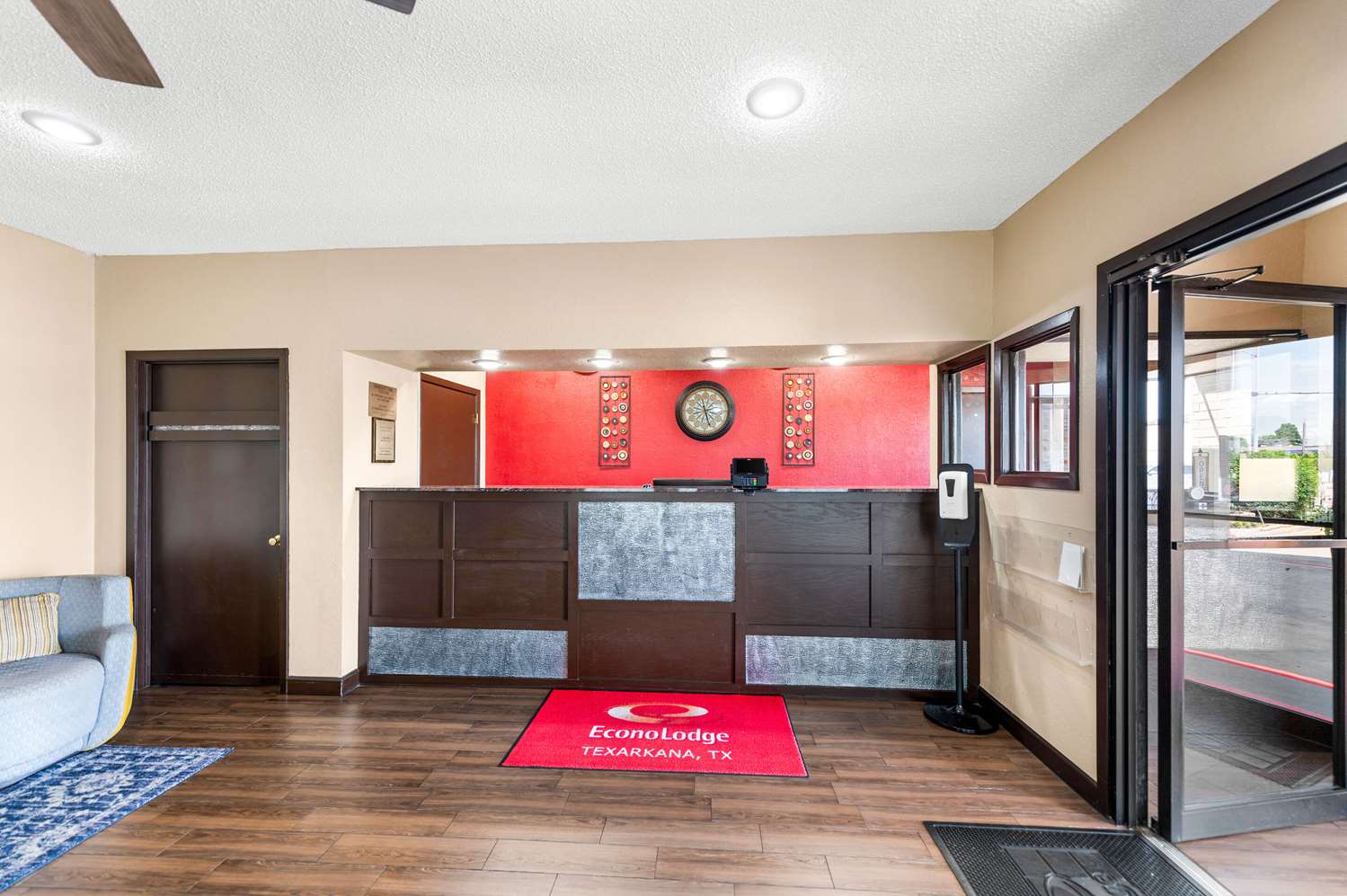 Econo Lodge Texarkana I-30 7/32
