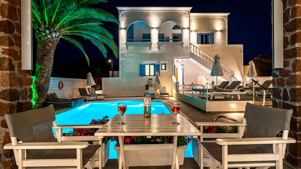 Stelios Place 26/50