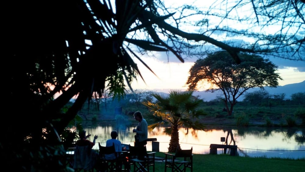 Voyager Ziwani Tented Camp 27/43