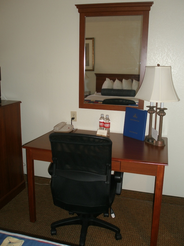 Quality Inn Benson I-10 Exit 304 43/49