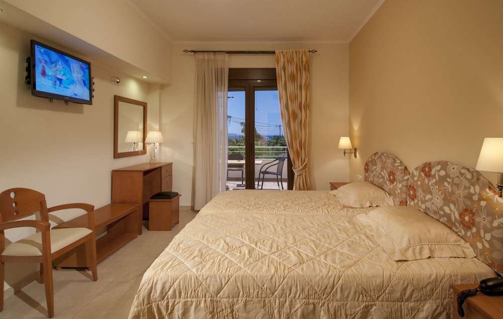 KYNISKA HOTEL 8/30