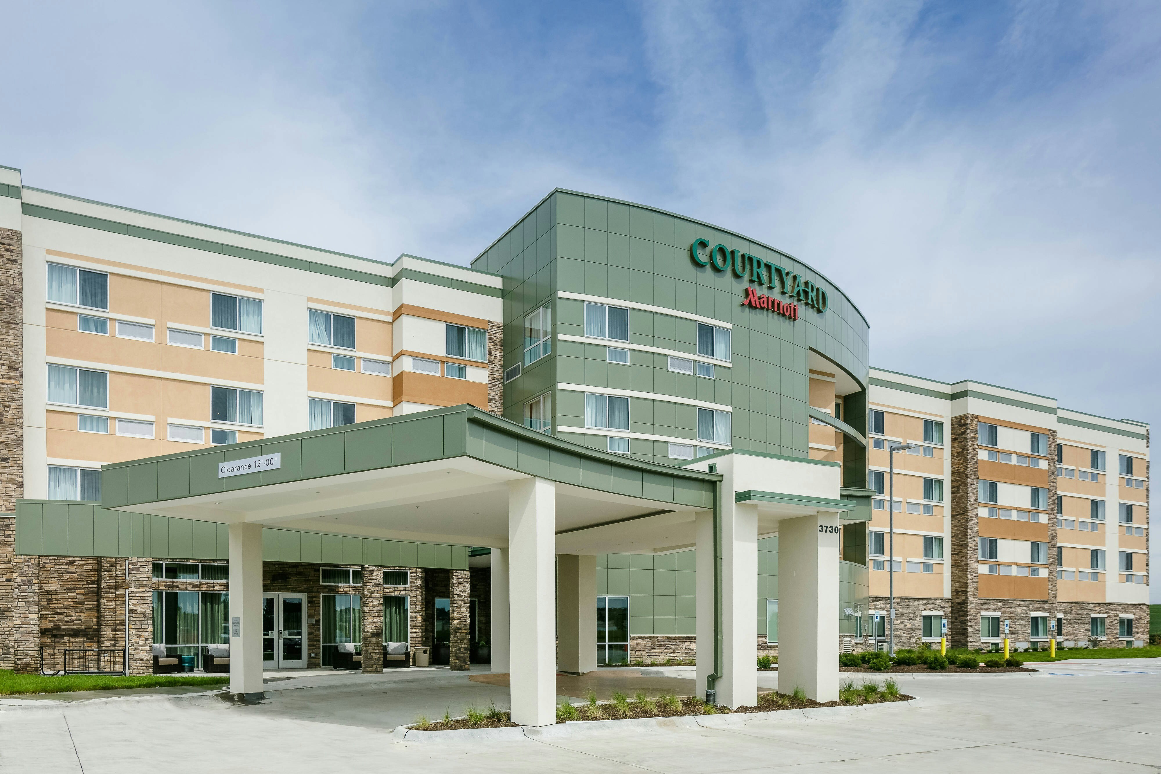 Courtyard Omaha Bellevue At Beardmore Event Center 2/33