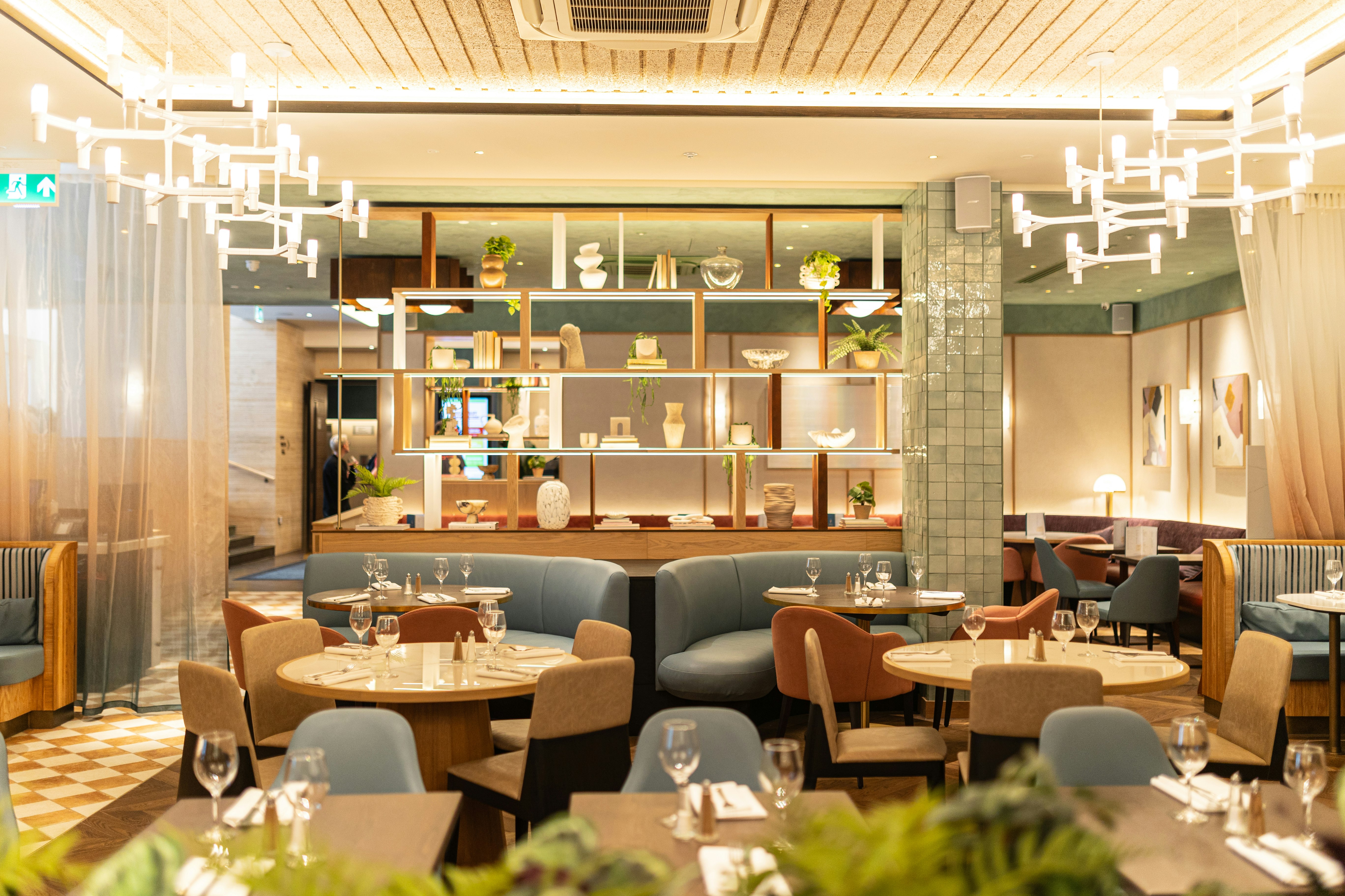 DoubleTree by Hilton London Victoria 44/56