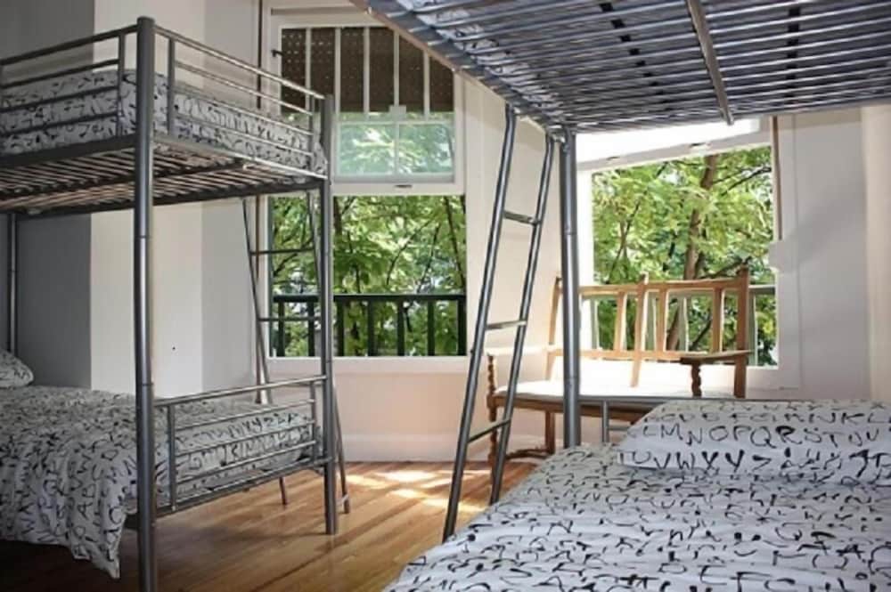 Aloha Hostel 5/33