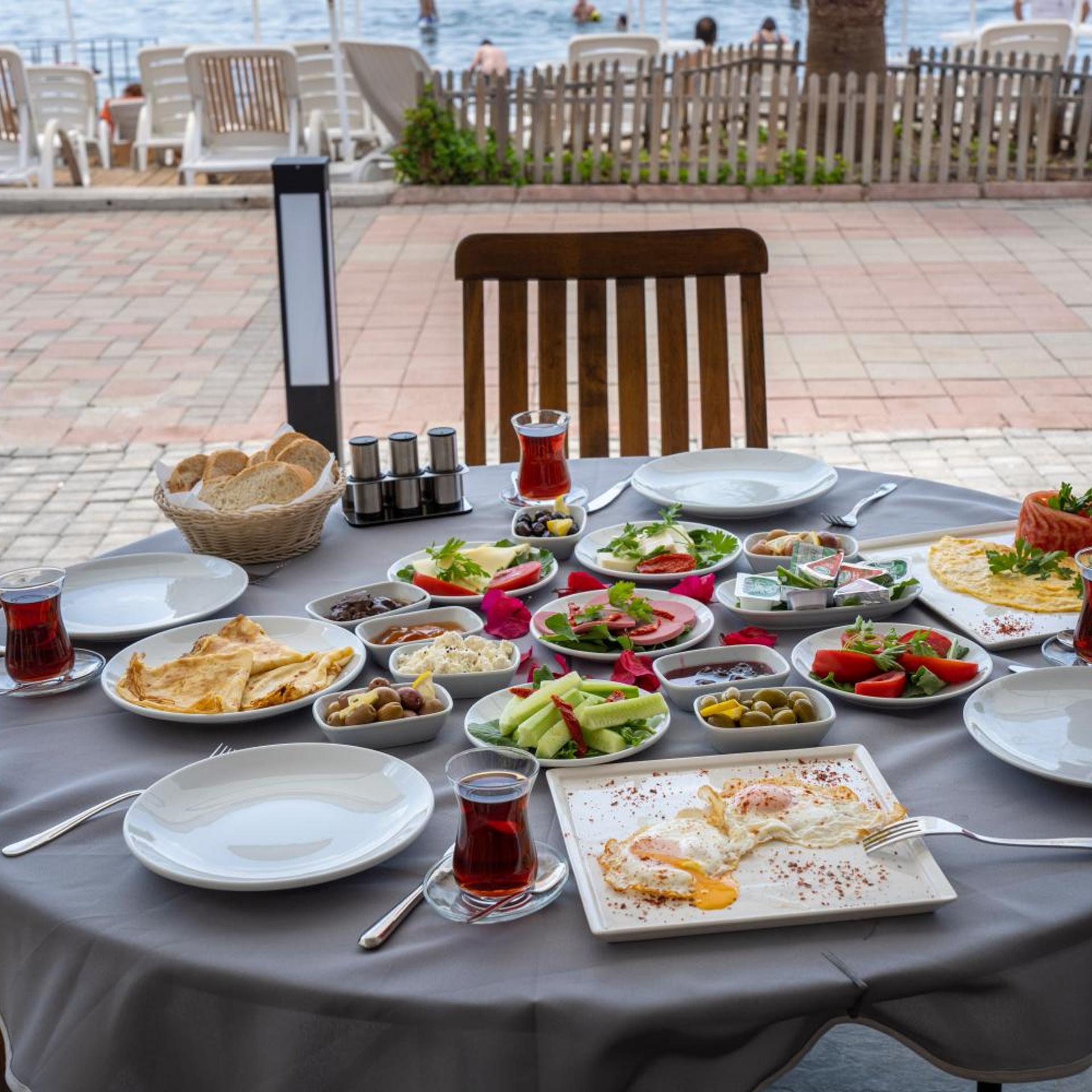 Amfora Otel 35/53