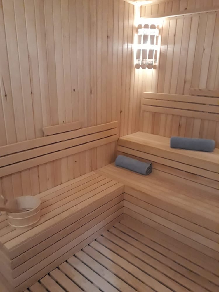 Kucuk Velic Hotel 37/71
