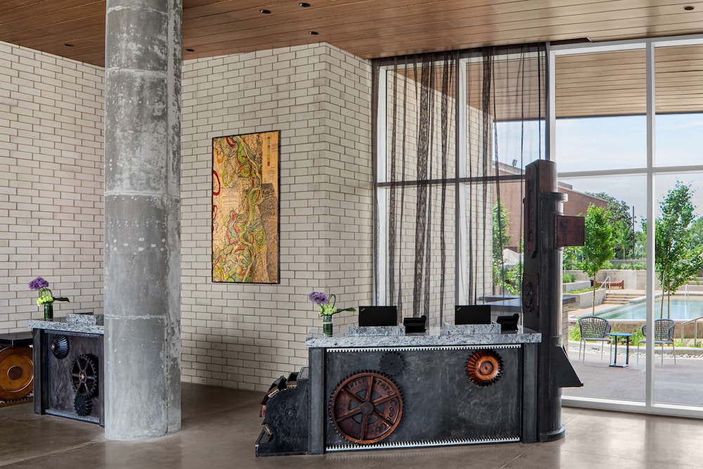 Hyatt Centric Beale Street Memphis 11/60