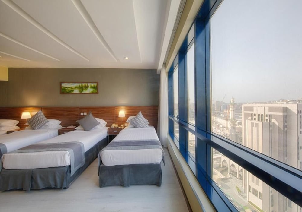 الصفوه رويال أوركيد(Al Safwah Royale Orchid Hotel) 4/40