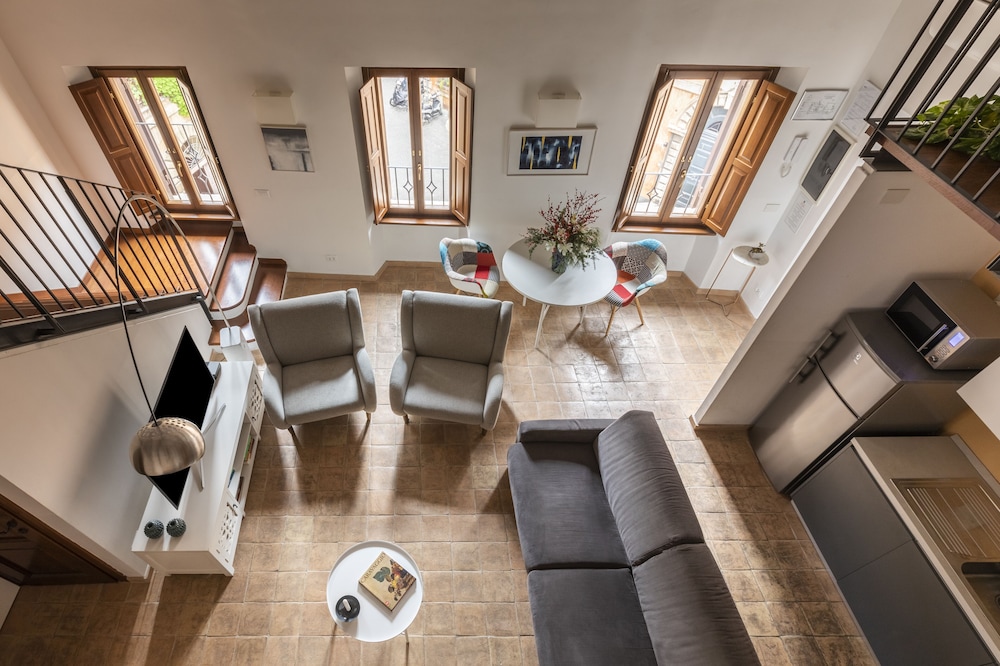 Margana Palace 30/50