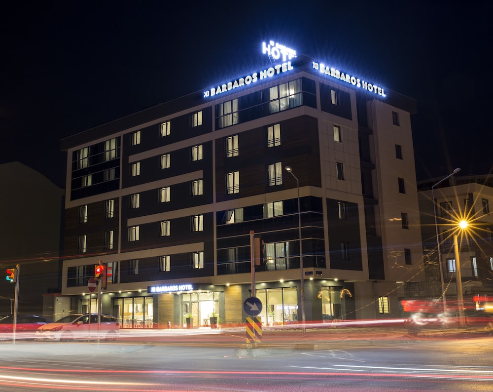 Md Barbaros Hotel 3/34