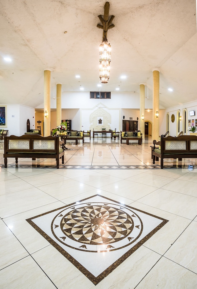 Prideinn Flamingo Beach Resort & Spa 76/76