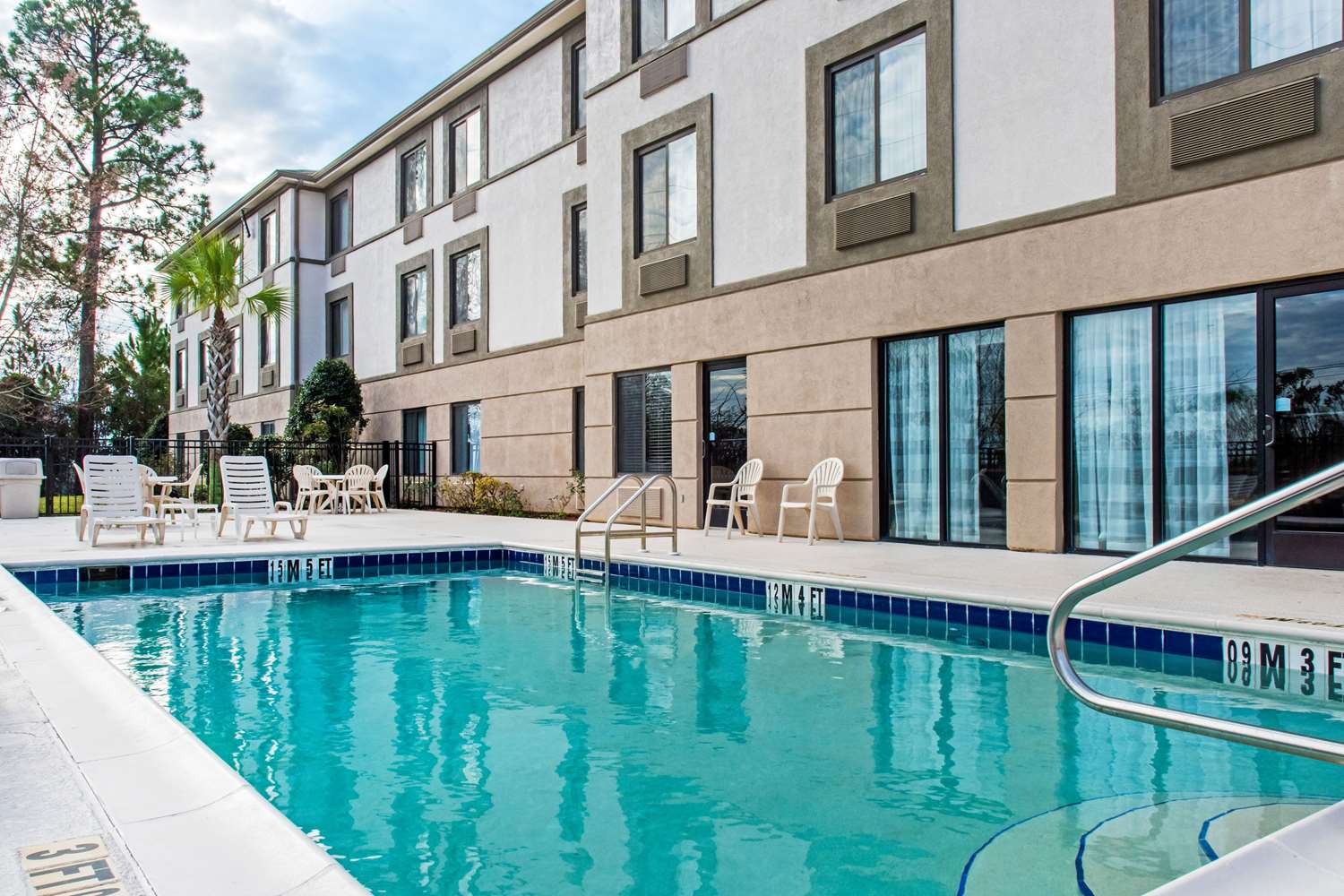 Sleep Inn & Suites Dothan North 38/38