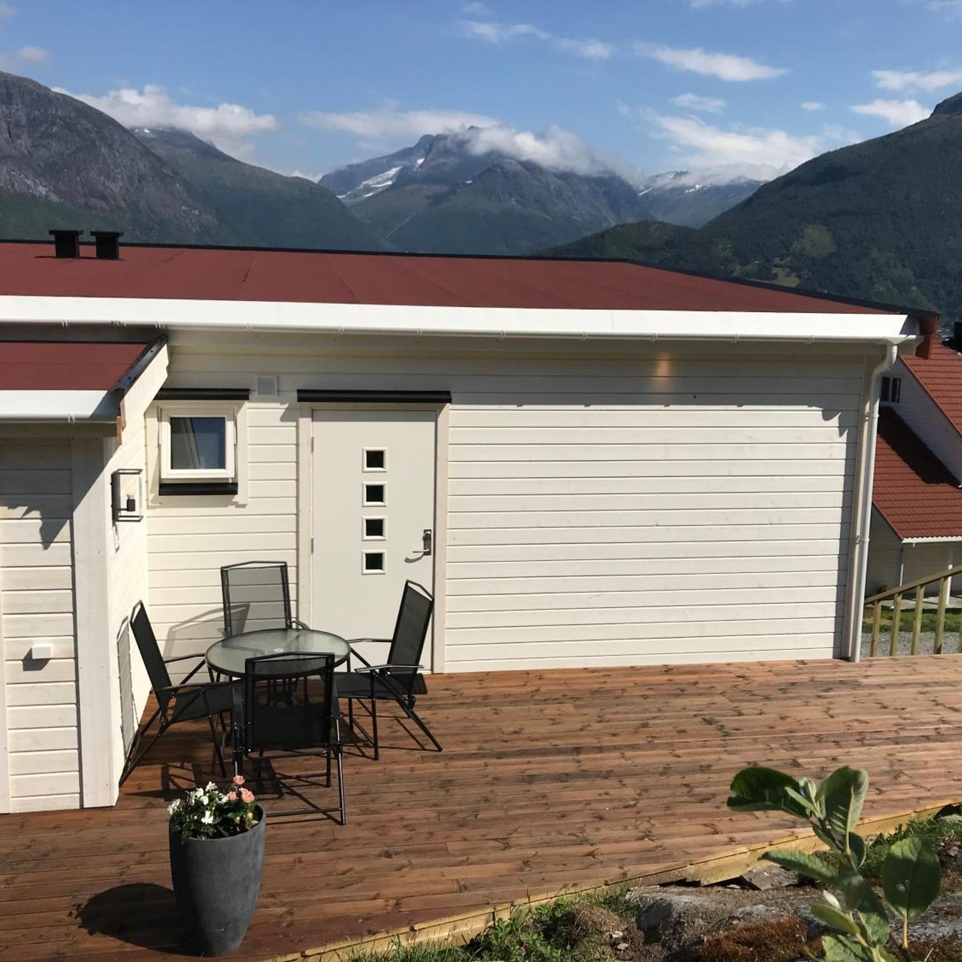 Olden Fjordhotel 6/50