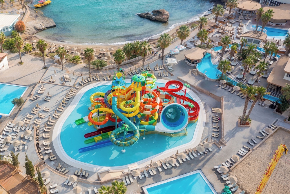 Star Beach Village Hotel 56/70