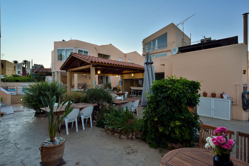 Elmas Dream Apartments And Villas 6/42