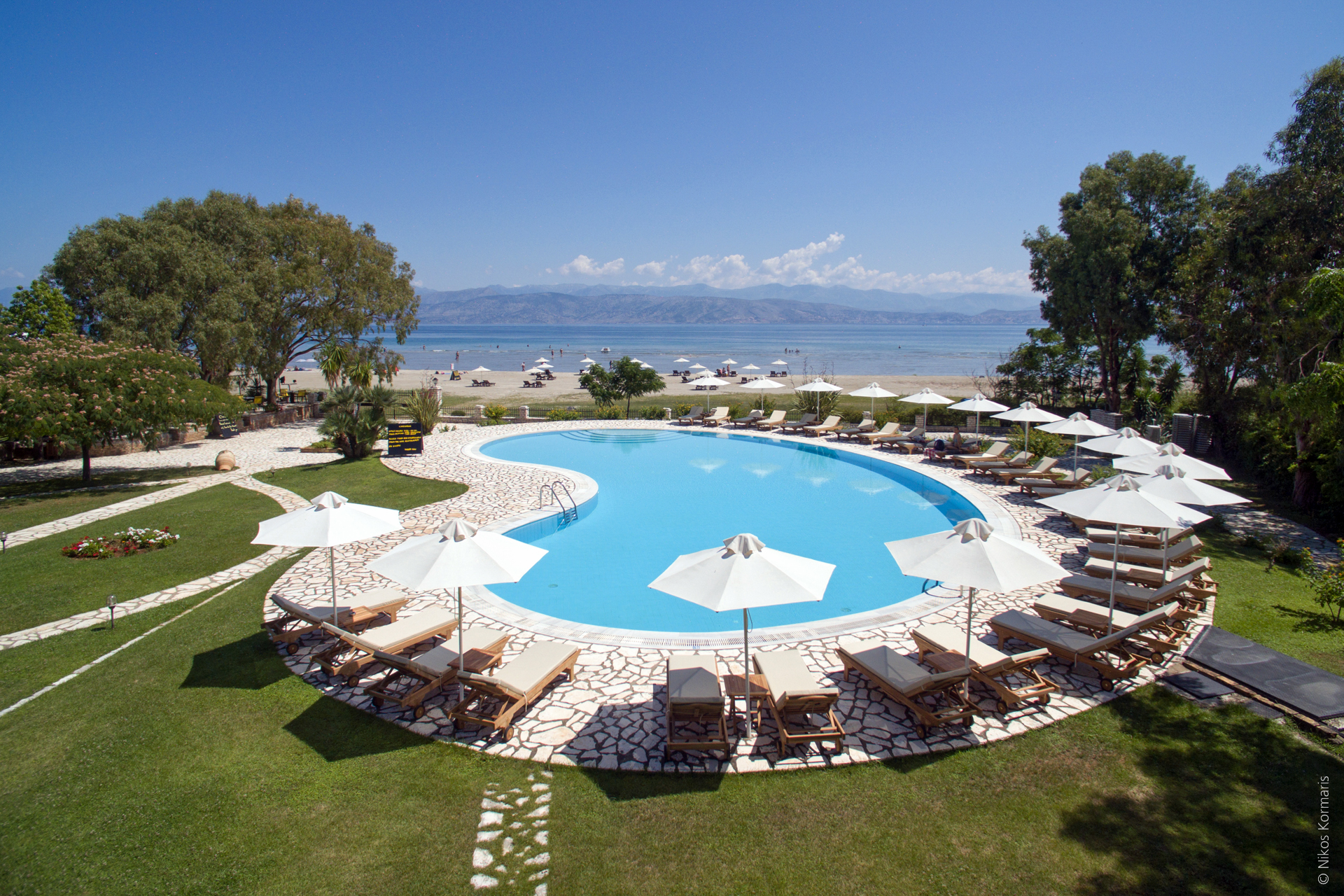 Chrismos Luxury Suites and Studios 27/39