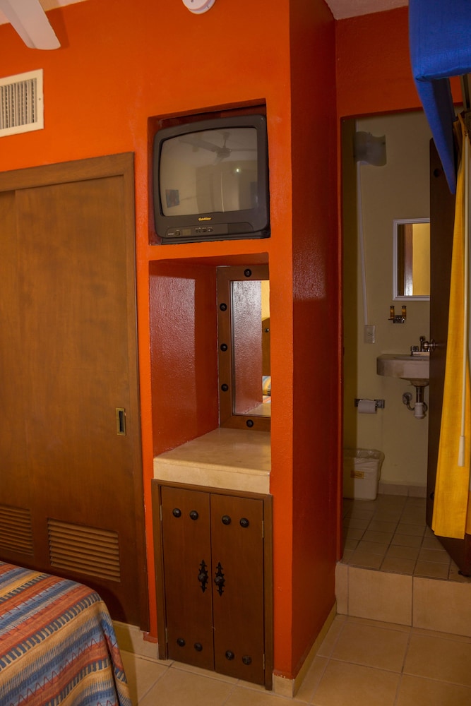 Hotel Mocali 48/66