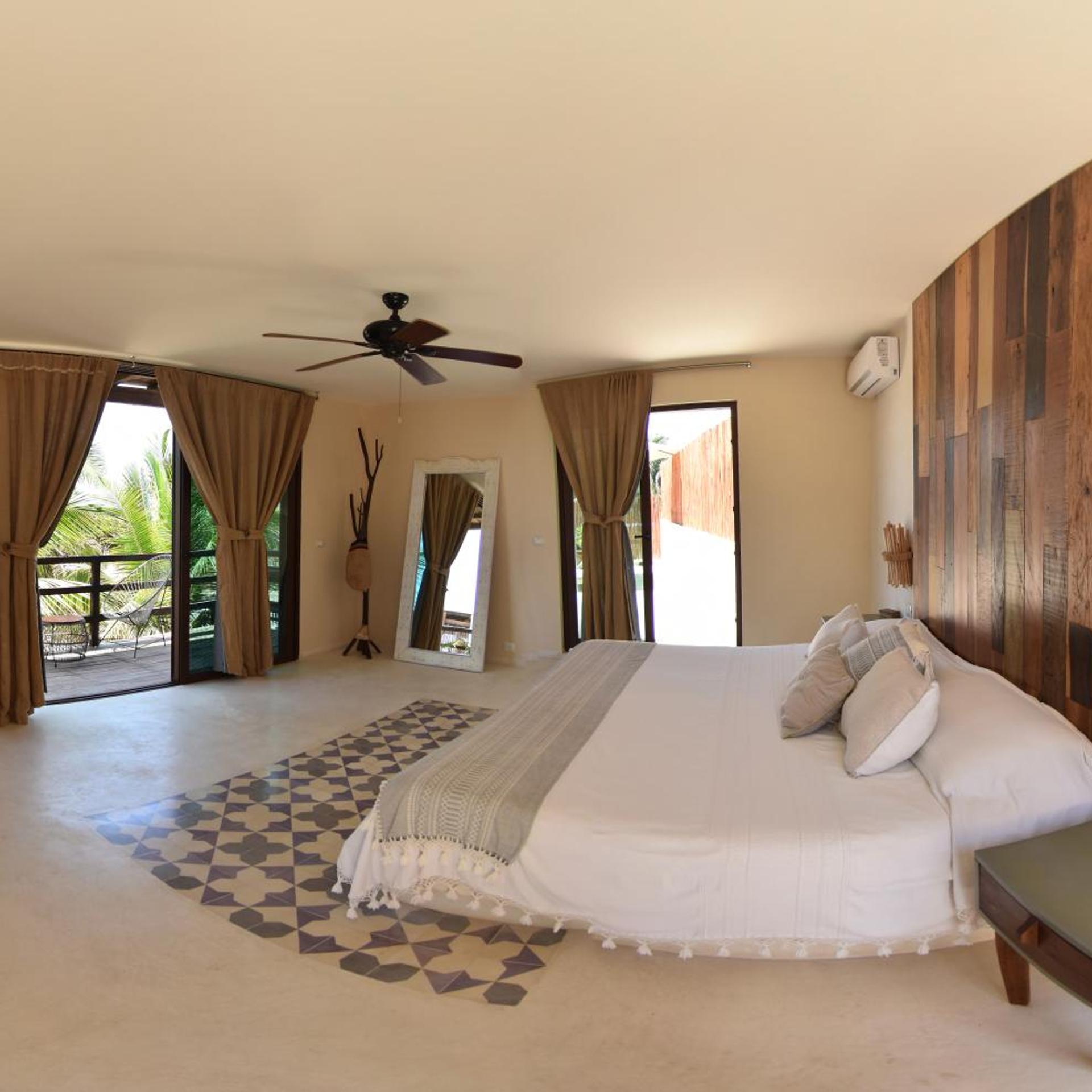 Master, Penthouse, Suite