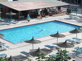 Mandali Hotel 33/39