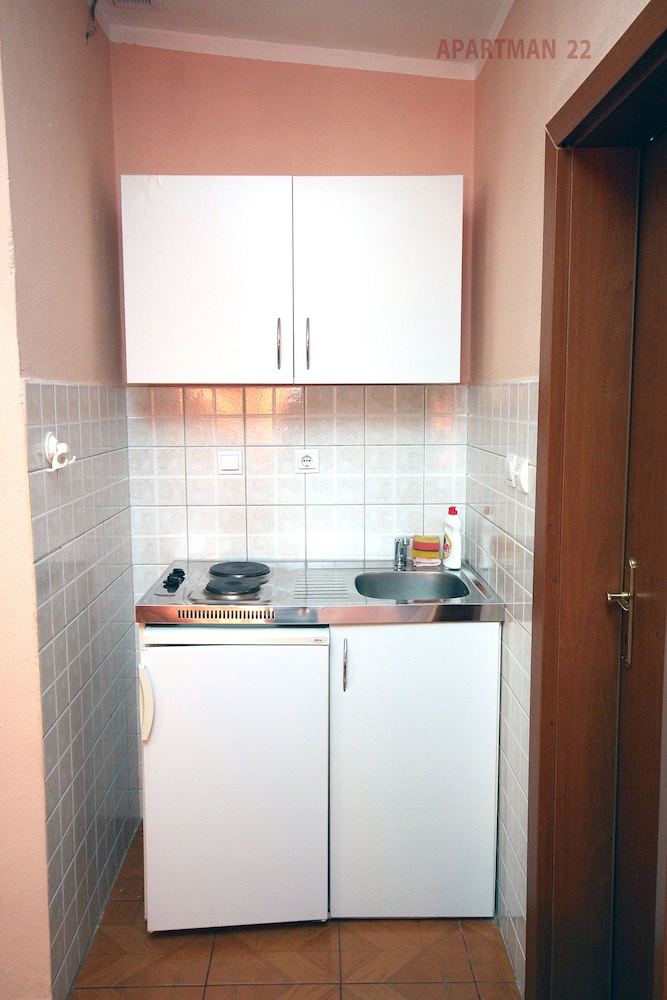 Apartments Kojic 4/75