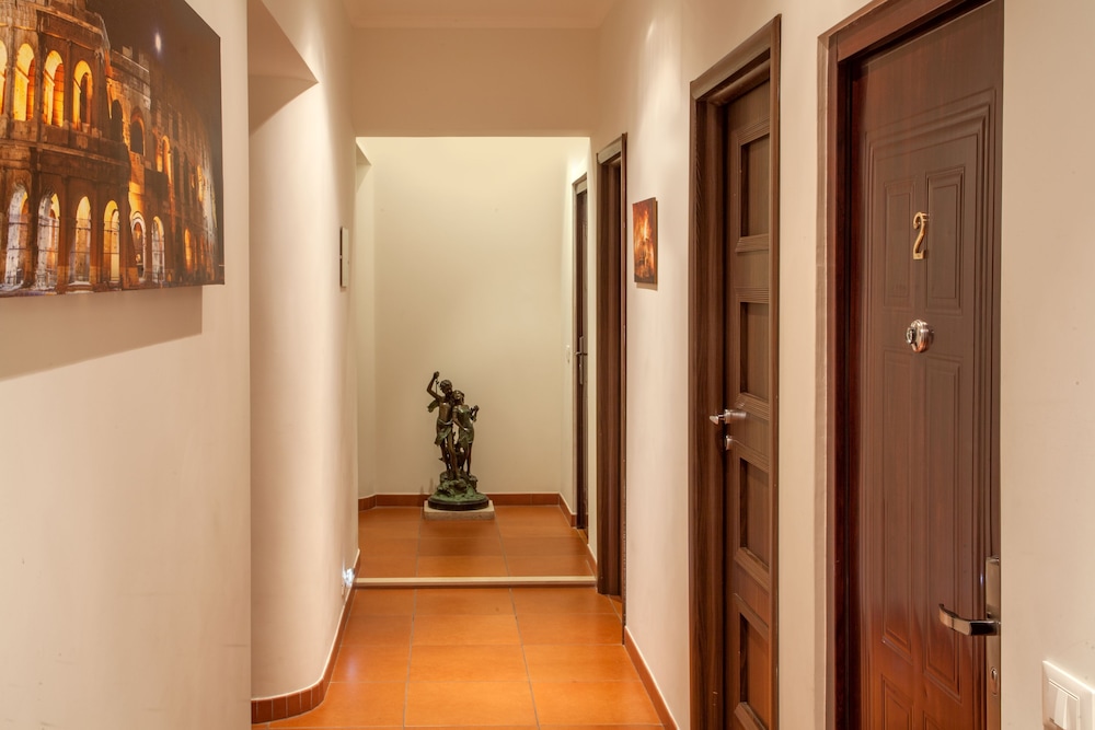 Ottaviano Guest House 20/33
